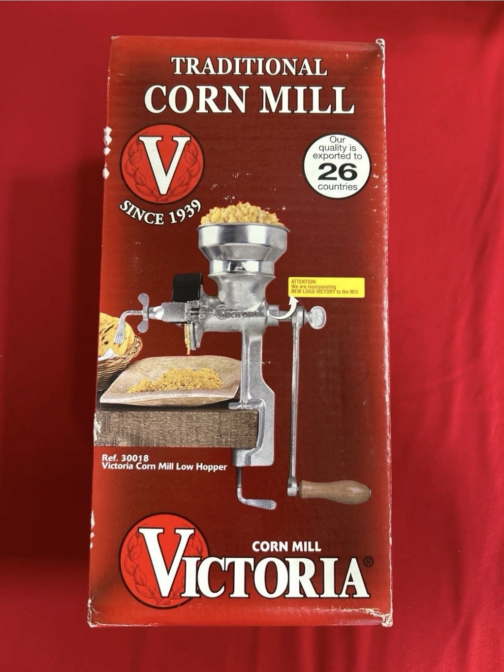 Cast Iron Grain Mill Manual Hand Crank Grinder for Corn Nuts Seeds