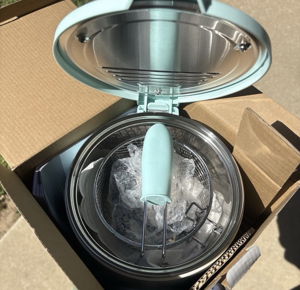 MyMini 1.5 qt Electric Deep Fryer, 700 watts, Aqua -NIB