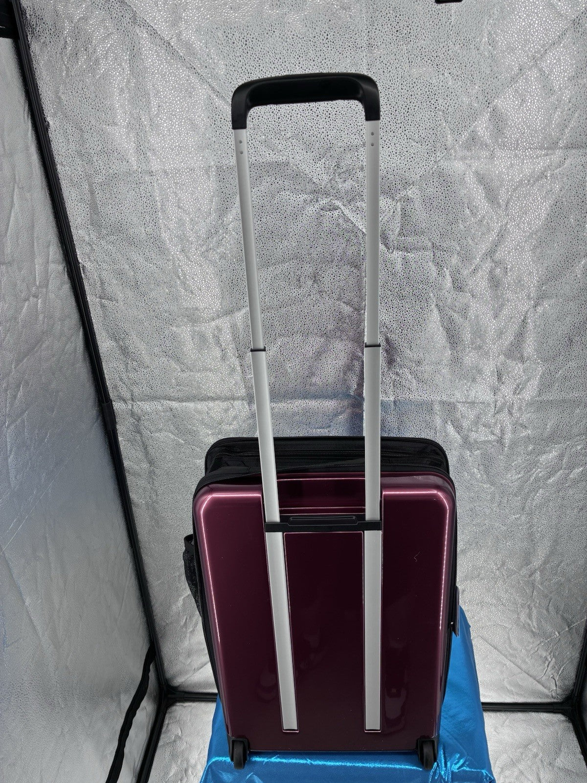 Lightweight 21" Hard Shell Carry-On Luggage, Expandable Suitcase with Wheels