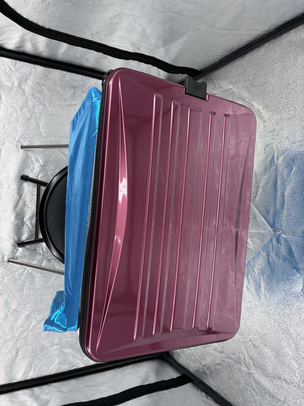 Lightweight 21" Hard Shell Carry-On Luggage, Expandable Suitcase with Wheels