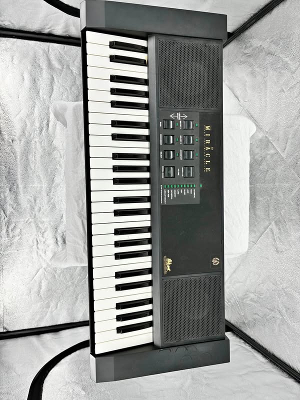 🎹 Vintage Miracle Piano Teaching System MIDI Keyboard – Retro NES Piano Learning System - Electronic Keyboards - Wichita, Kansas | Facebook Marketplace