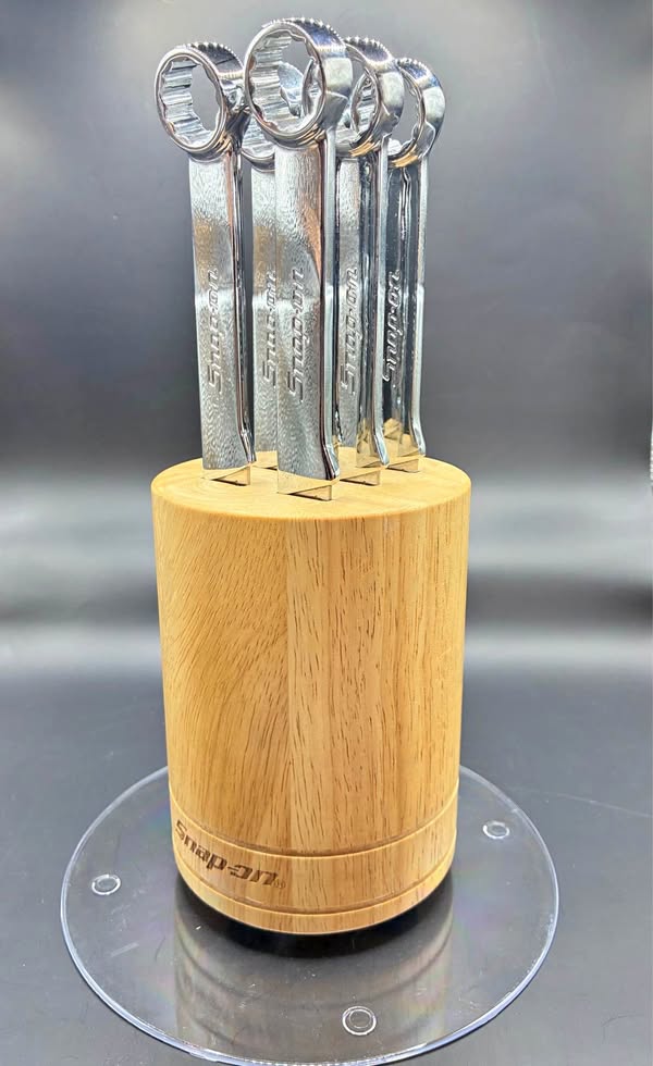 Snap-on Steak Knife Set – Professional Culinary Steak Knives w/ Wood Block 🔥🔪